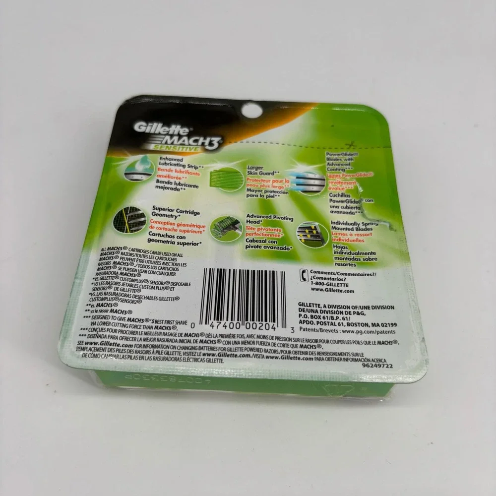 Gillette Mach3 Sensitive Razor Blade Refills 5‎ Count Cartridges Open box